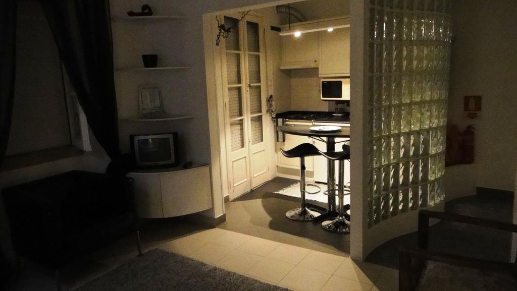 Casa Amarela Guesthouse ลากอส ห้อง รูปภาพ