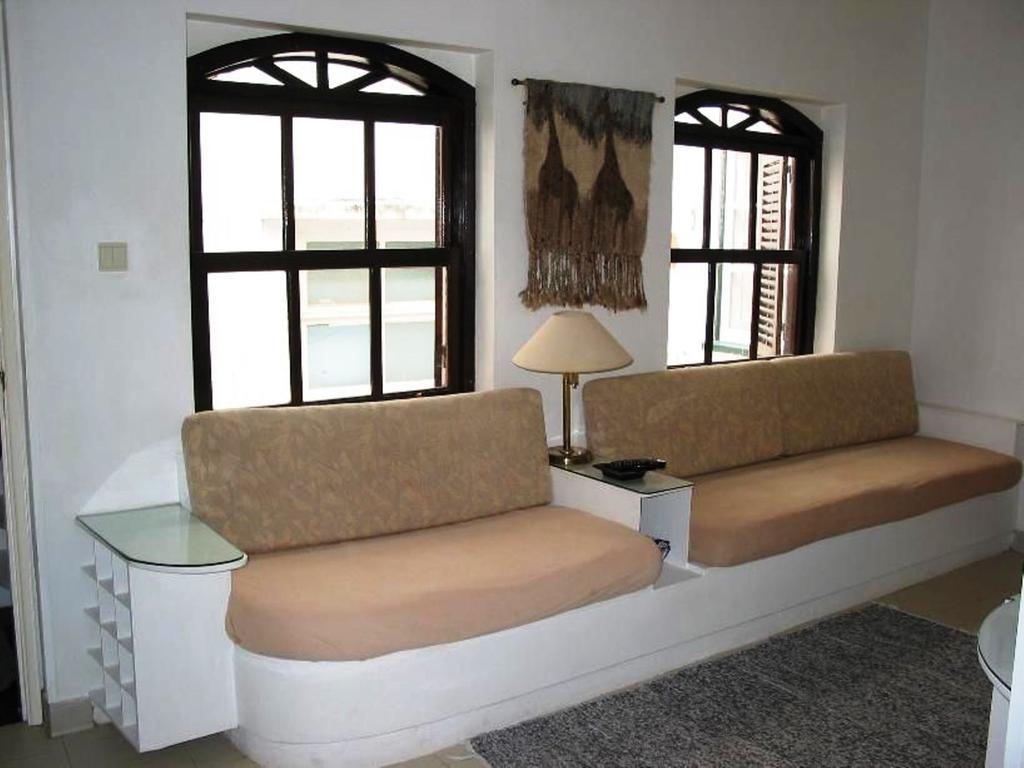 Casa Amarela Guesthouse ลากอส ห้อง รูปภาพ