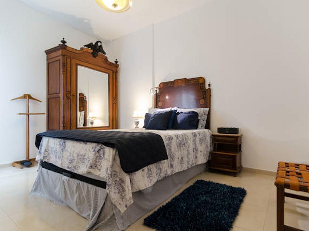 Casa Amarela Guesthouse ลากอส ภายนอก รูปภาพ
